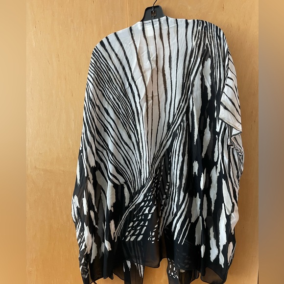 Caroline Rose swimsuit cover up - animal print. One size. New with tags! - Picture 5 of 8